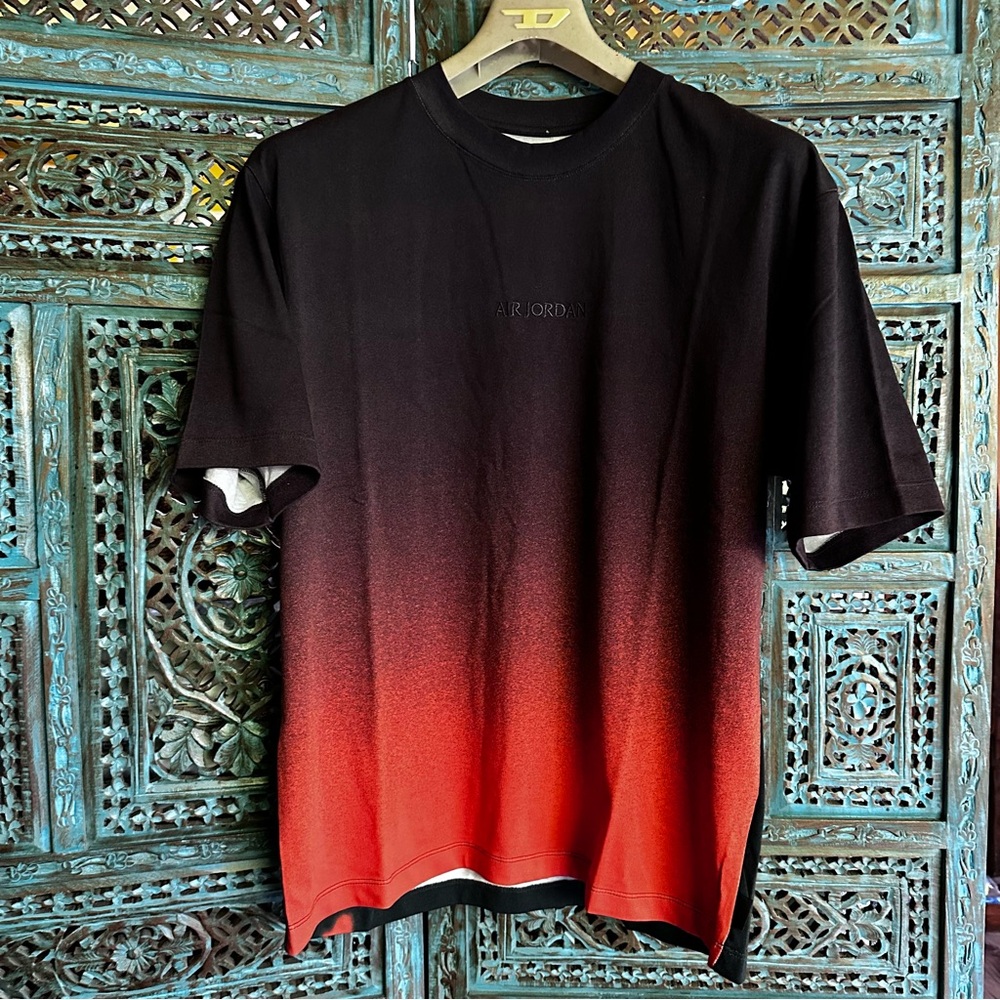 Nike Jordan Gradient Jumpman Skyline Black and Red Tee